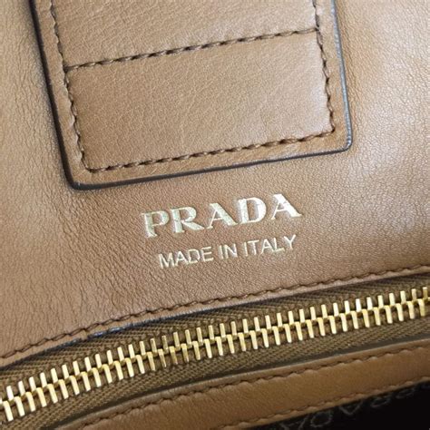 prada personalizzazione borse|borse prada outlet online.